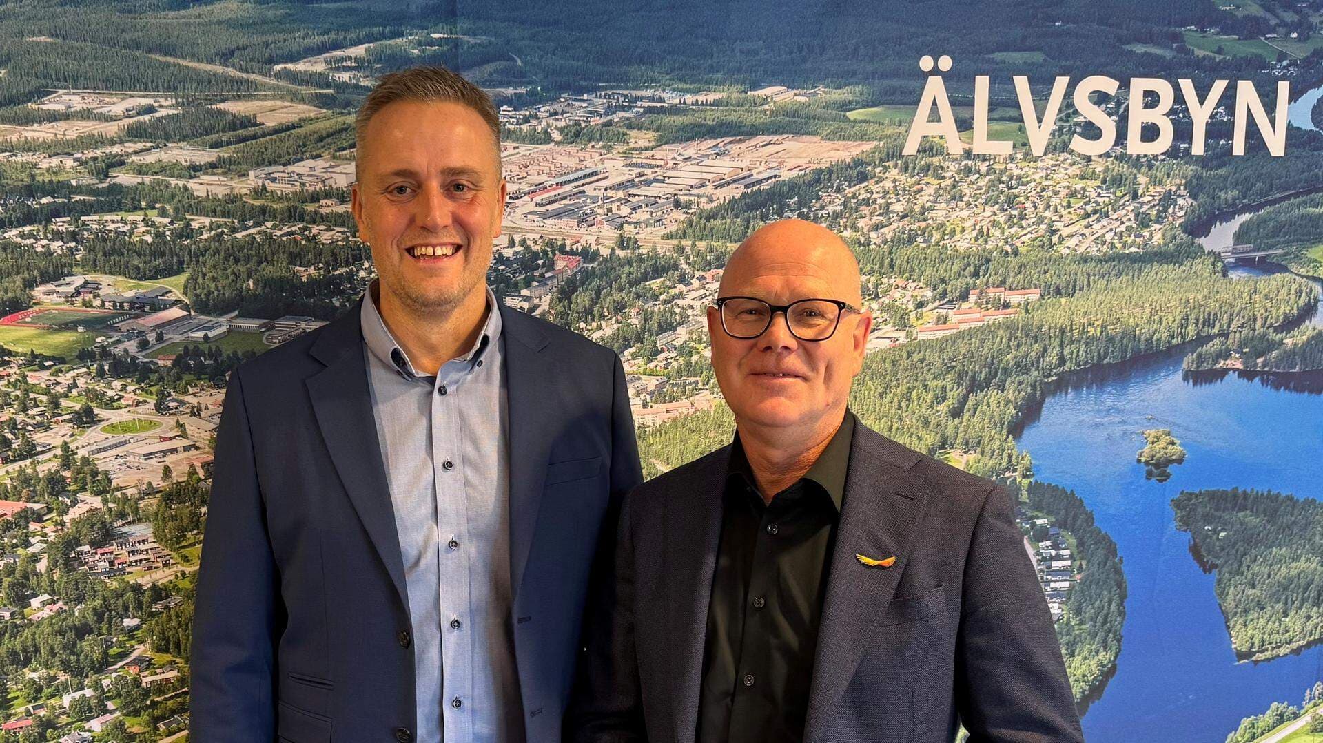 Johan Dahlqvist står bredvid Hans Andersson.