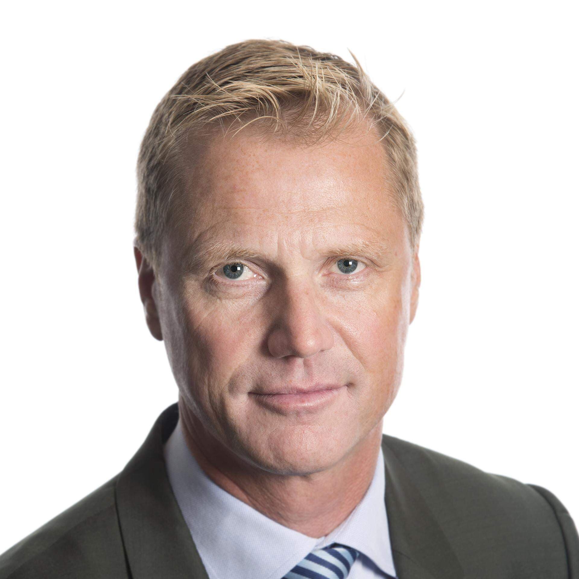 Henrik Sjölund, Holmen AB